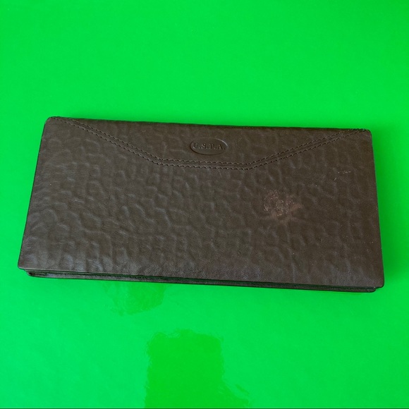 Bi-fold brown leather wallet - Picture 2 of 7